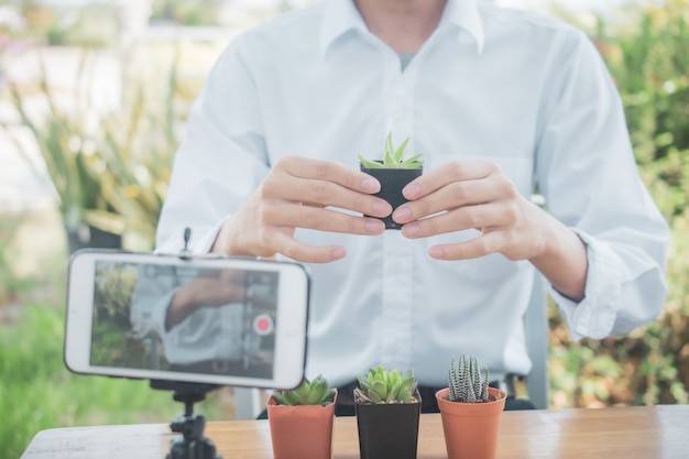 Jak sadzić rośliny w oczku wodnym YouTube dla zdrowego ekosystemu?