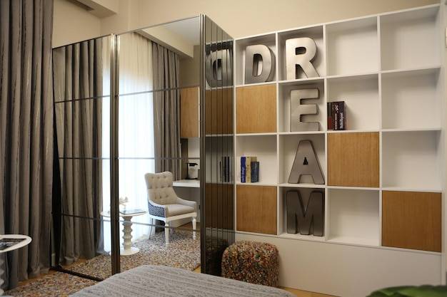 Jak urządzić pokój w kształcie litery l triki aranżacyjne dla funkcjonalnej przestrzeni