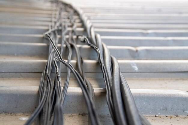 Jakie pręty na zbrojenie schodów wybrać do budowy domu?