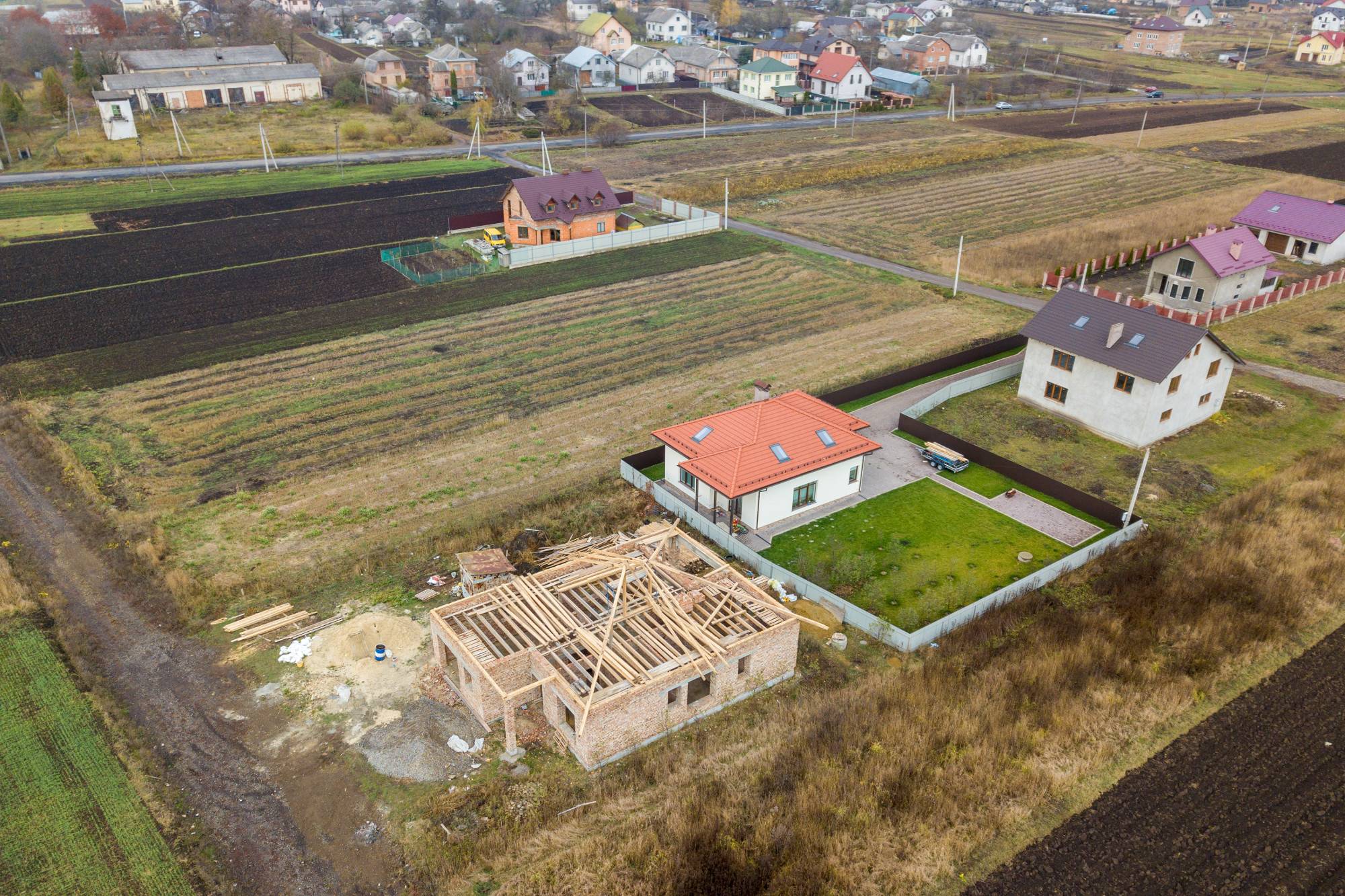 Ile arów potrzeba na budowę domu?