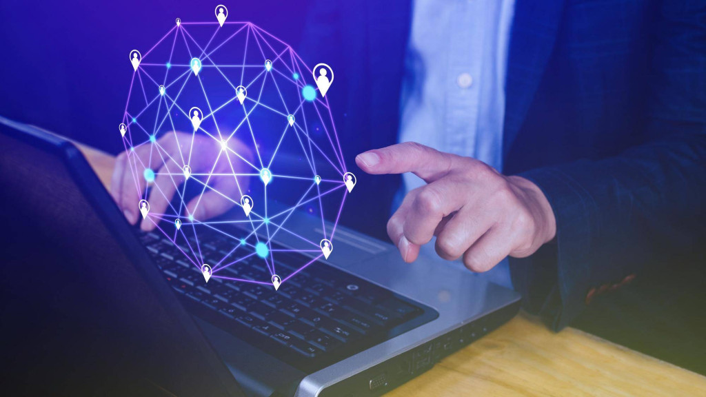 Jak stworzyć własną sieć internetową w domu?