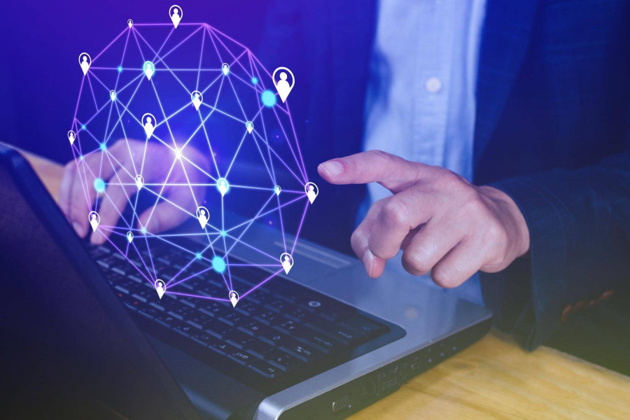Jak stworzyć własną sieć internetową w domu?