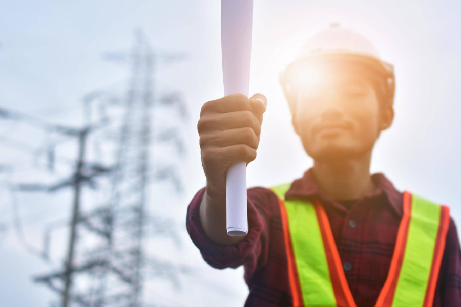 Kto wykonuje przyłącze energetyczne w nowym domu?